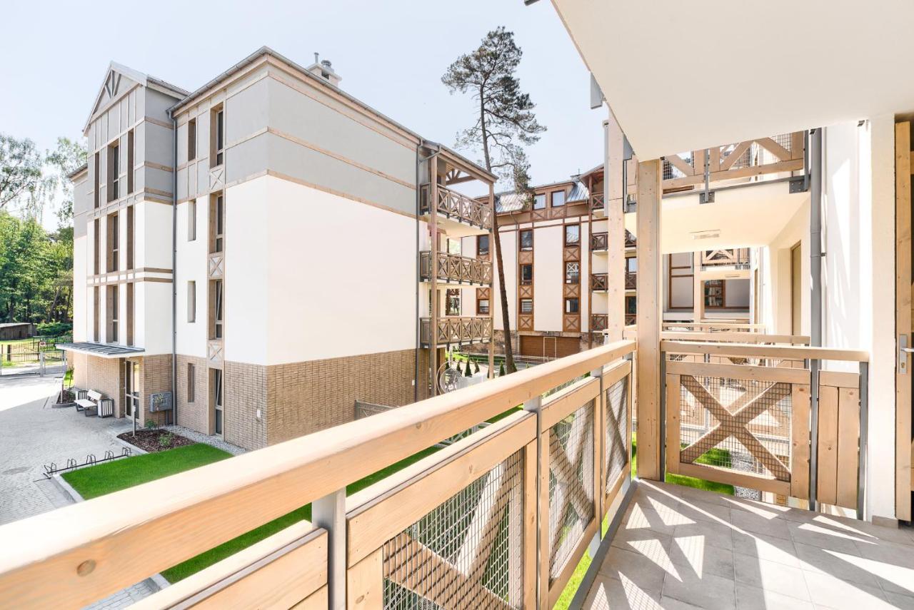 Apartament Bursztynowy Rezydencja Park Mielno  Buitenkant foto